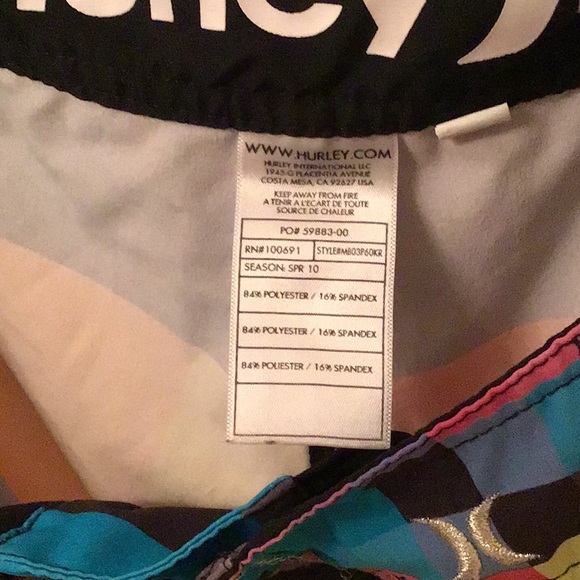 Men’s color lock Hurley board shorts - Picture 3 of 3